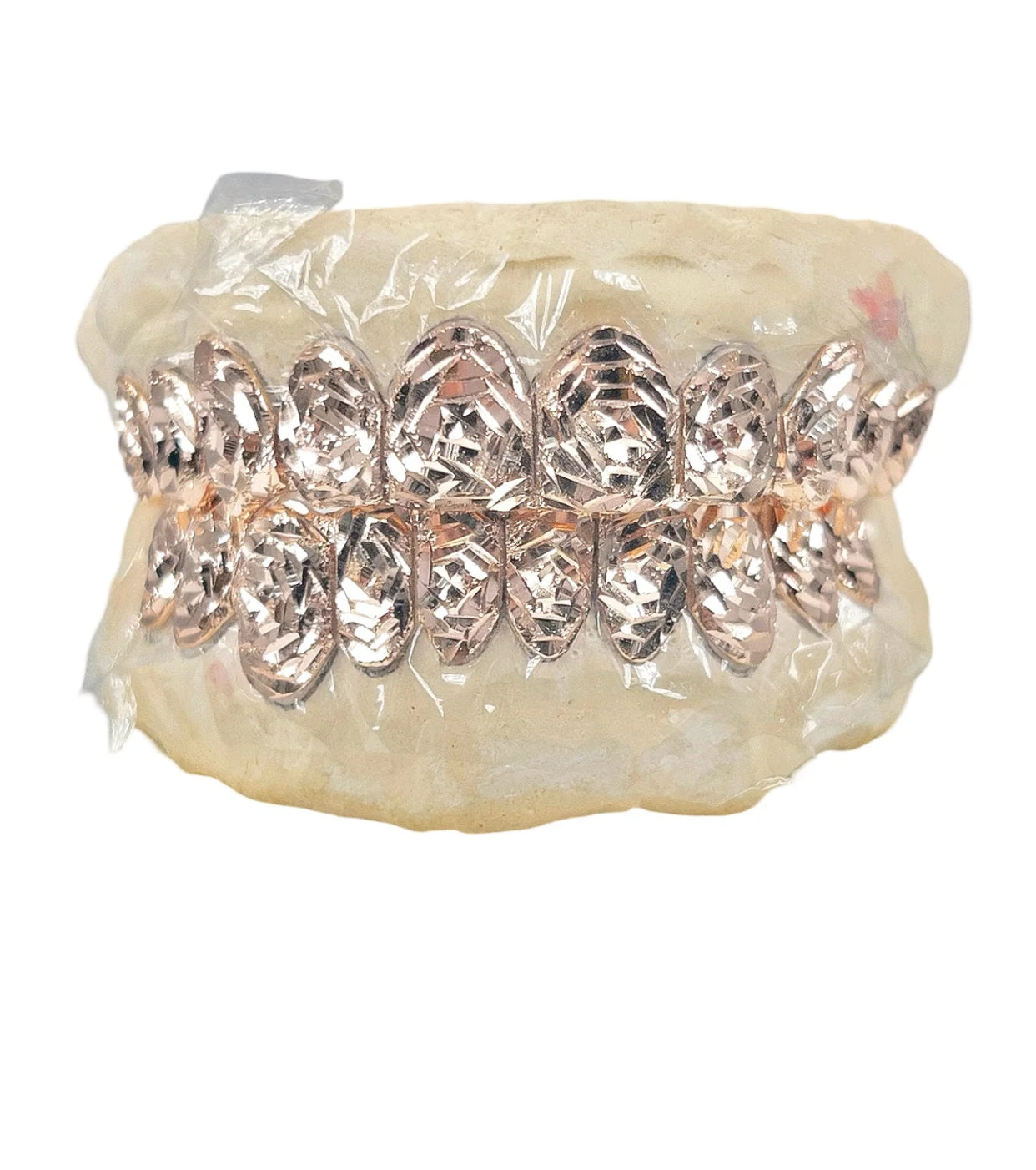 Add designs to your grillz