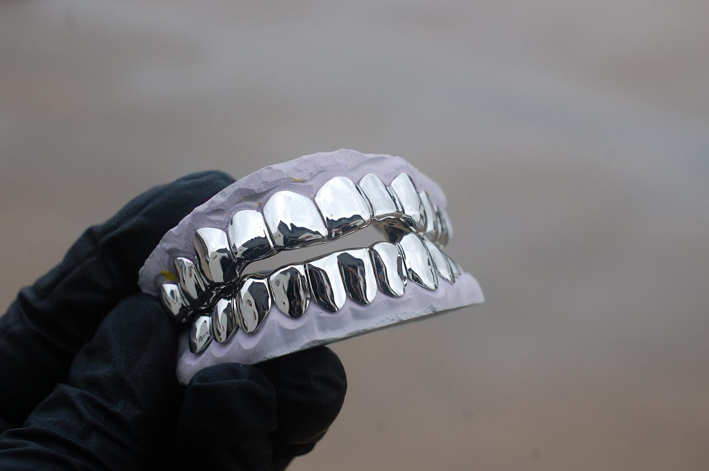 Silver grillz per tooth