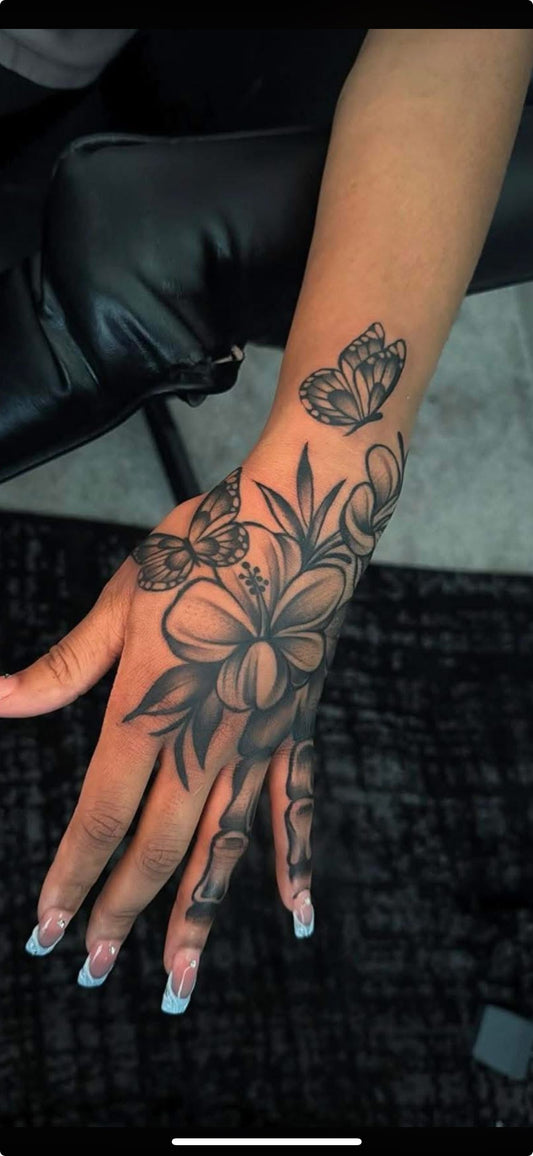 Large women’s hand piece!